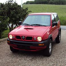 Nissan terrano II SR