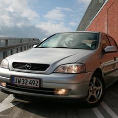 Opel Astra 1,6 16v Comfort (Solgt)
