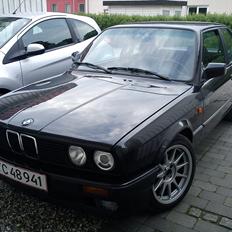 BMW E30 318i(Solgt)