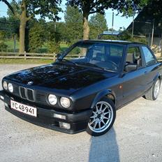 BMW E30 318i(Solgt)