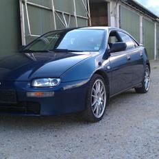 Mazda 323F BA 1,8L