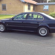 BMW 523i E39