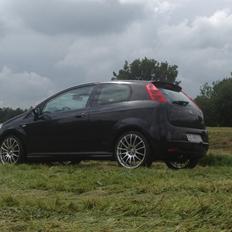Fiat grande punto MJT 130 sport "solgt"