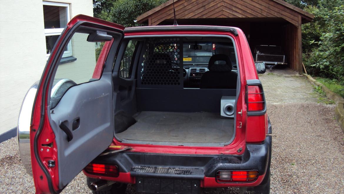 Nissan terrano II SR billede 9