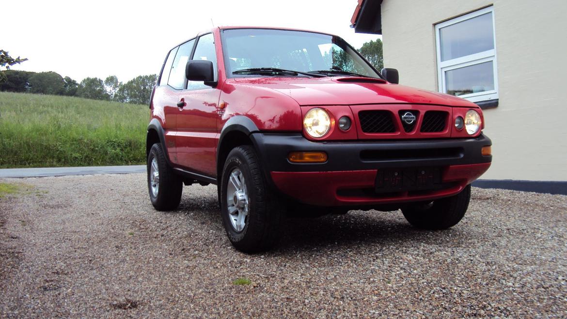 Nissan terrano II SR billede 10
