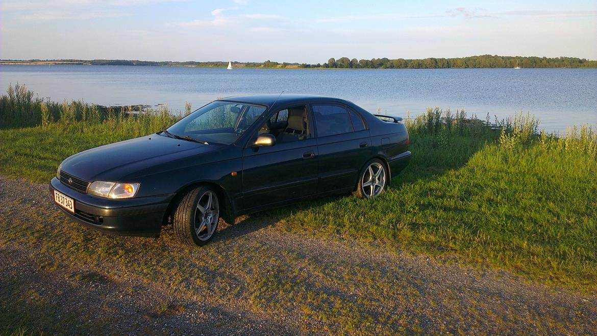 Toyota Carina E billede 3