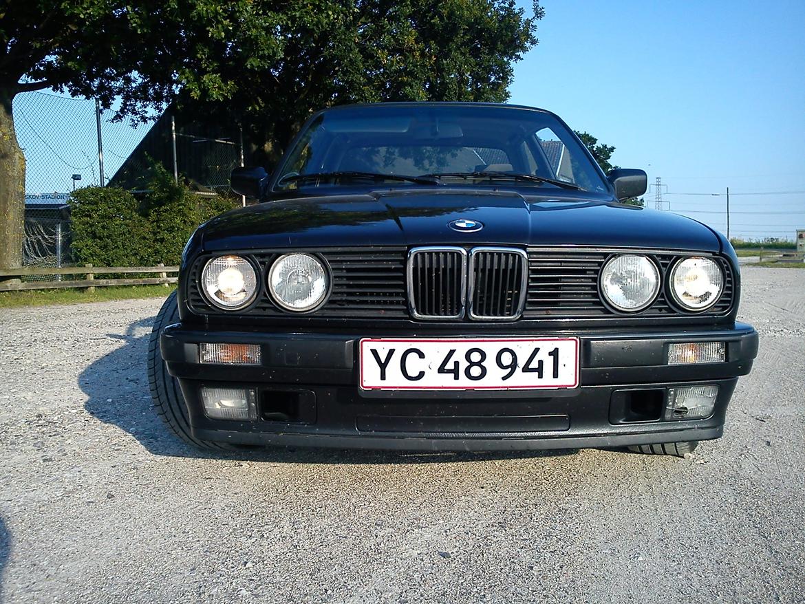 BMW E30 318i(Solgt) - Sænket ;)! billede 2