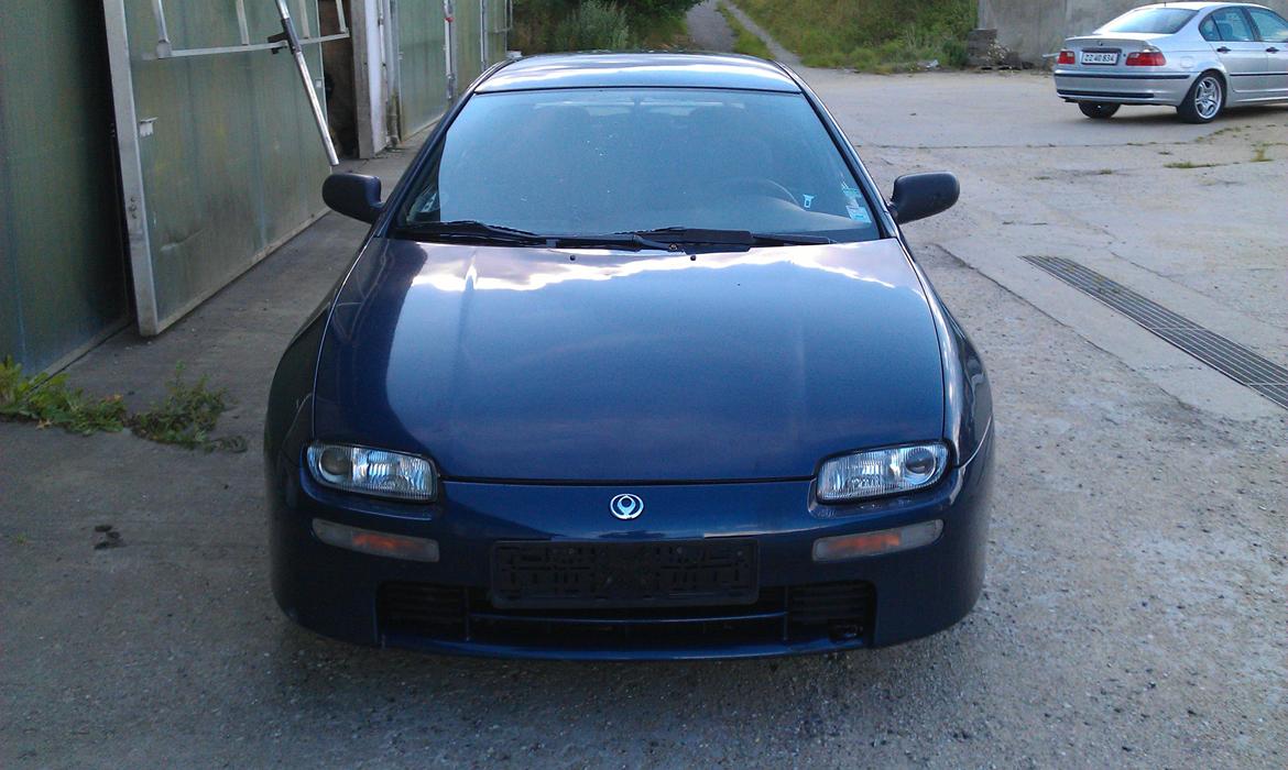 Mazda 323F BA 1,8L billede 4