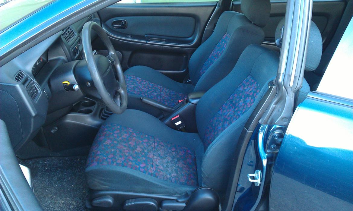 Mazda 323F BA 1,8L billede 5