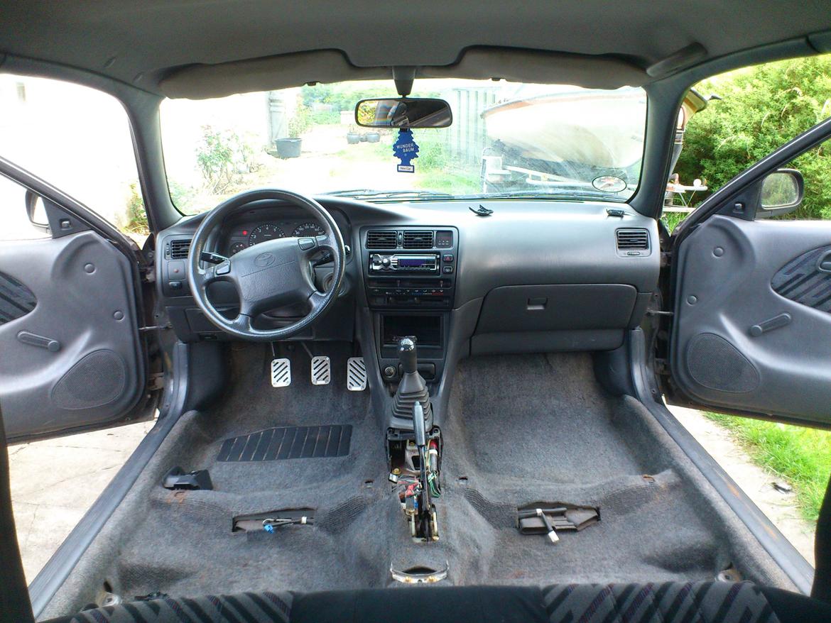 Toyota Corolla e10 billede 14