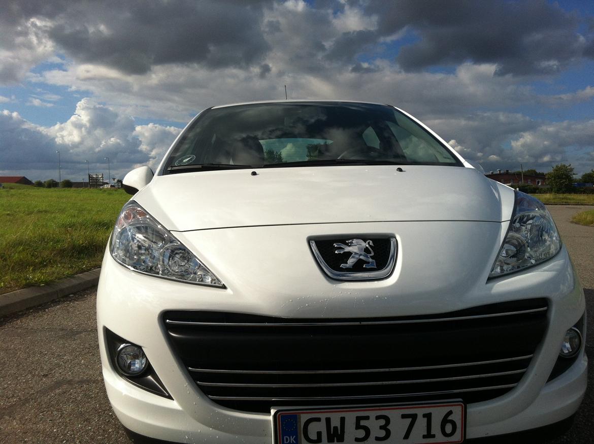 Peugeot 207 98G billede 4