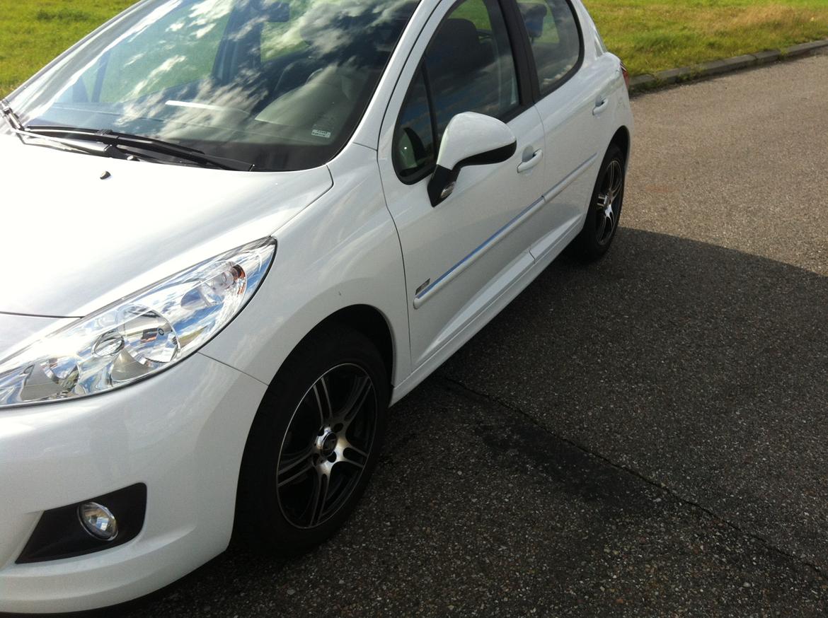 Peugeot 207 98G billede 6