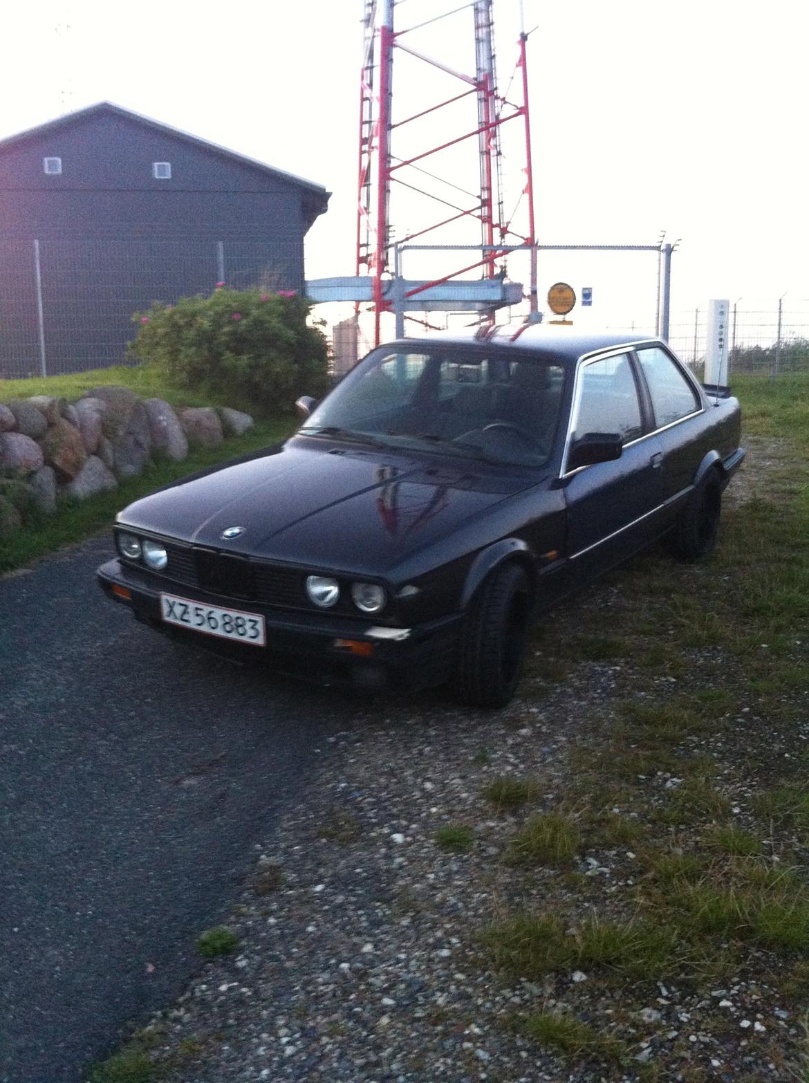 BMW E30 320i billede 6