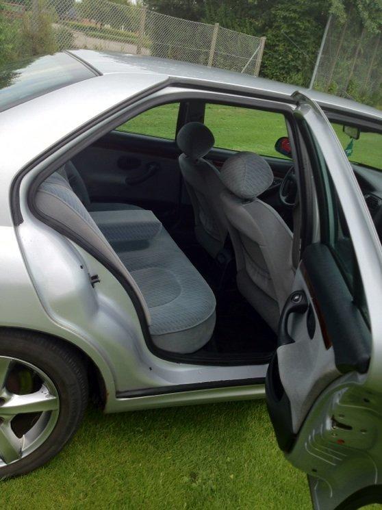 Peugeot 406 3.0 V6 billede 9