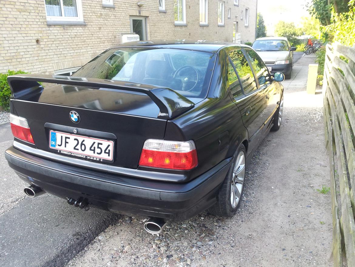 BMW e36 318i Skrot Projektet billede 9