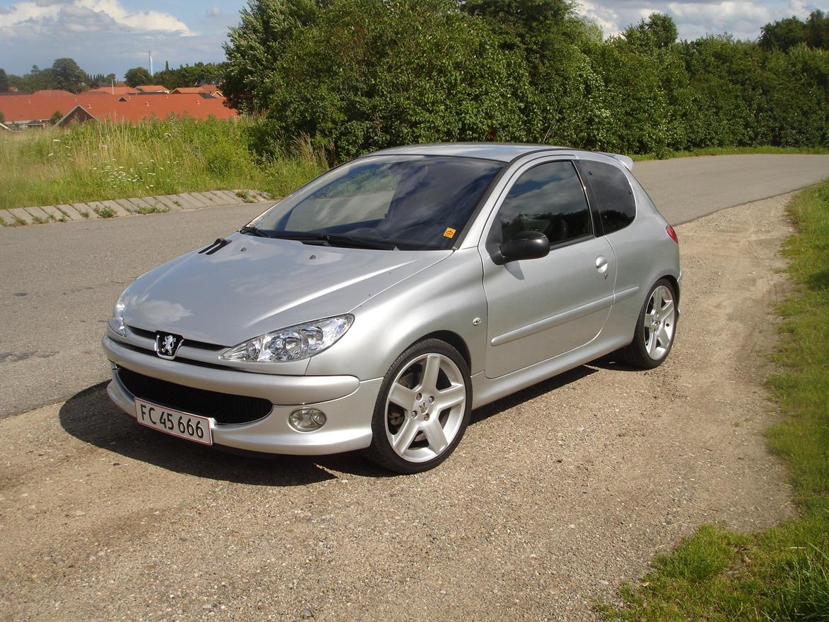 Peugeot 206 2,0 RC billede 8
