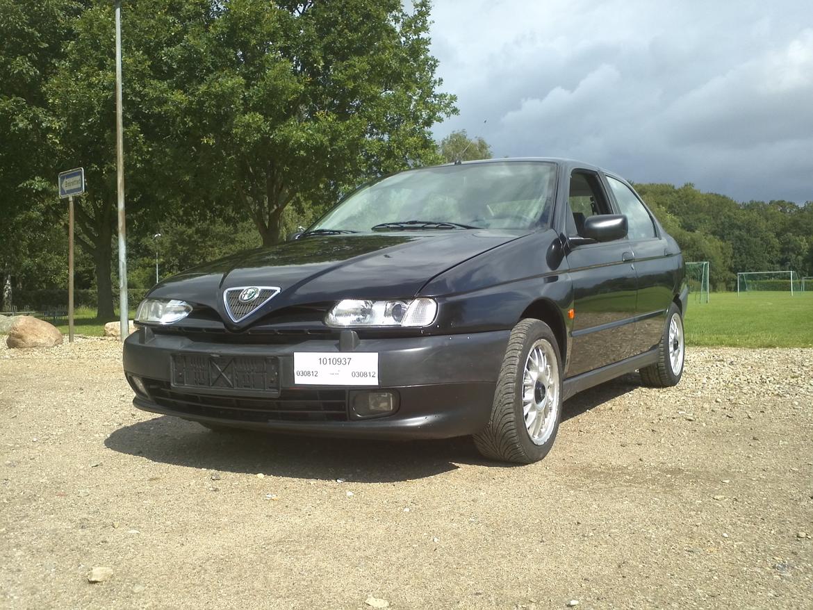 Alfa Romeo 146 billede 1