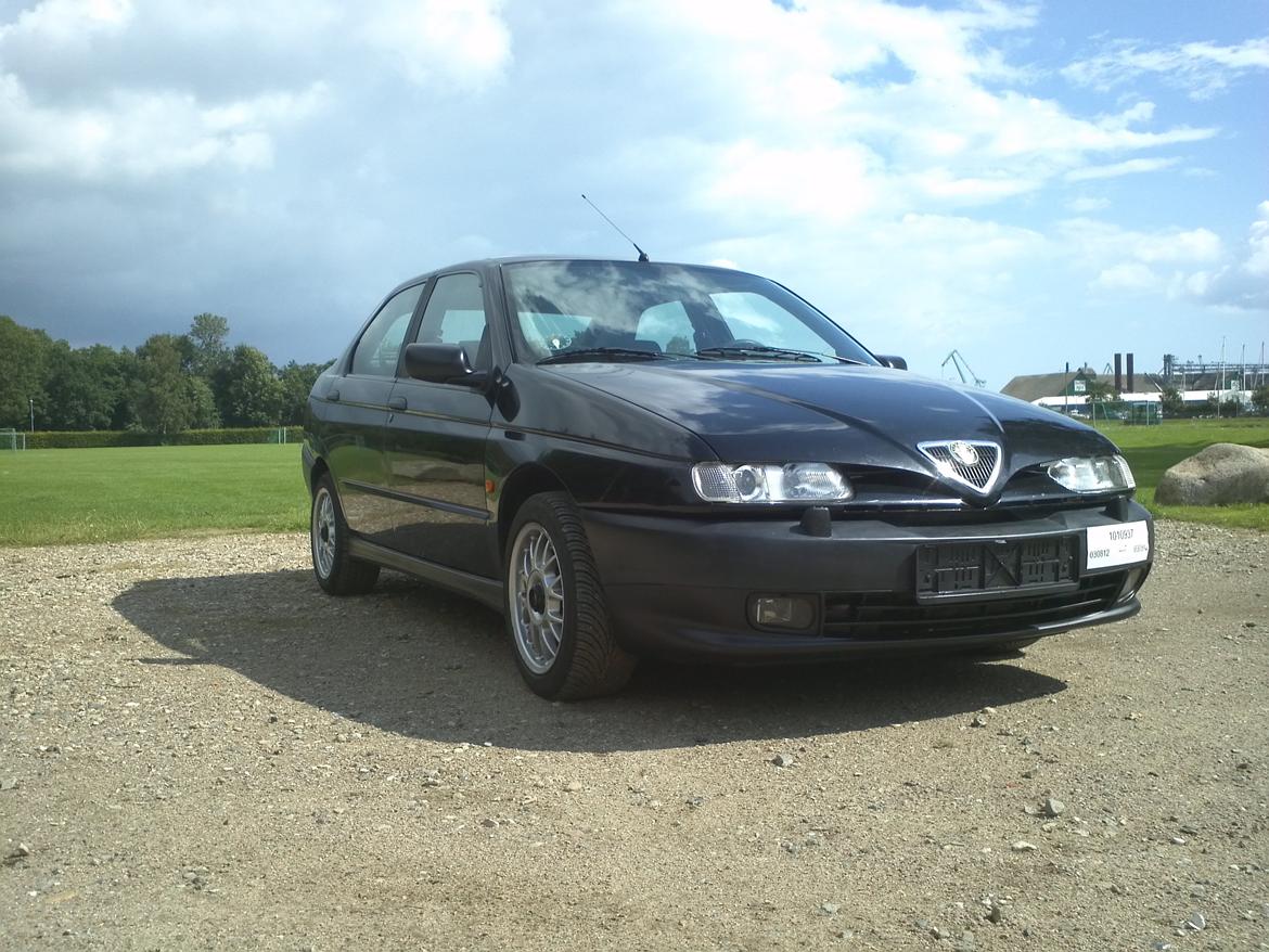 Alfa Romeo 146 billede 2