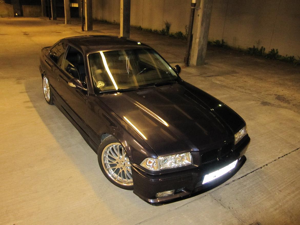 BMW E36 318IS billede 3