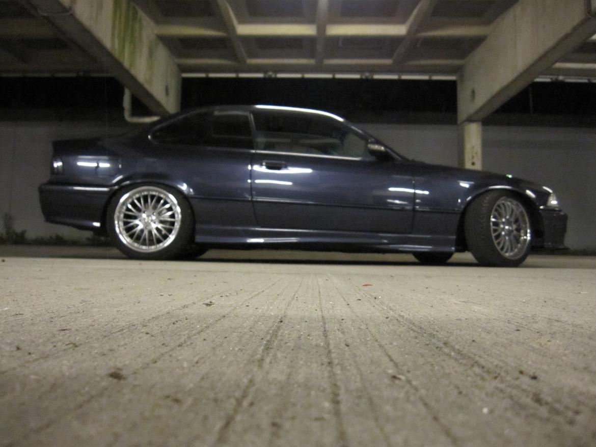 BMW E36 318IS billede 10