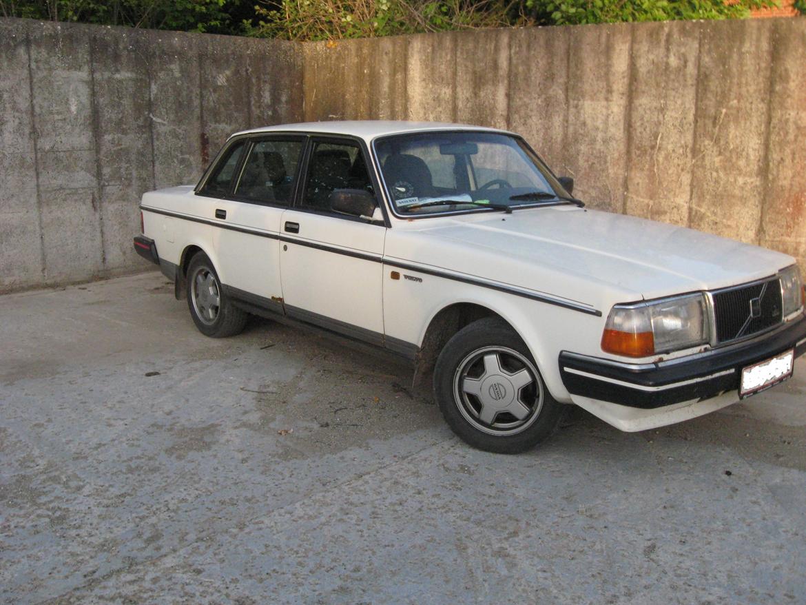 Volvo 240 GL billede 6