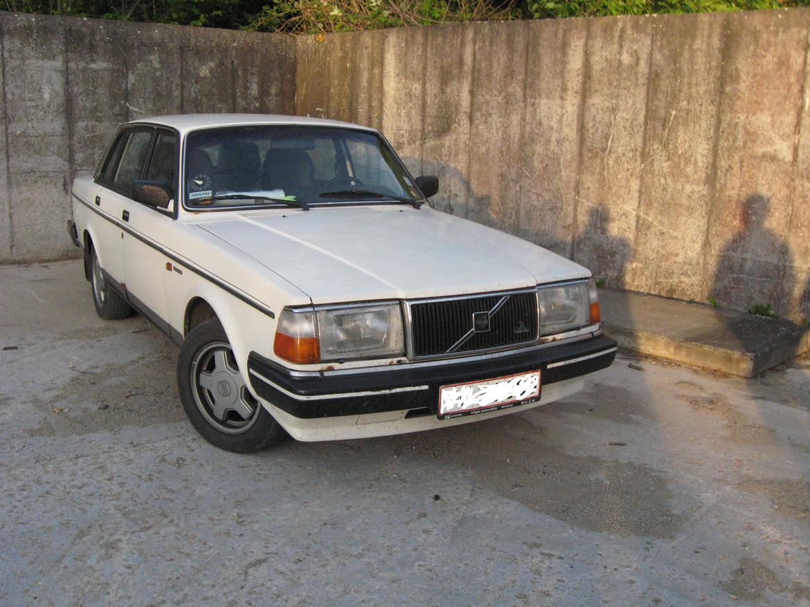 Volvo 240 GL billede 10