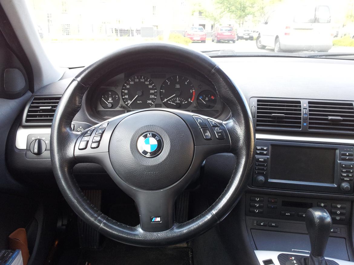 BMW E46 330D touring billede 9