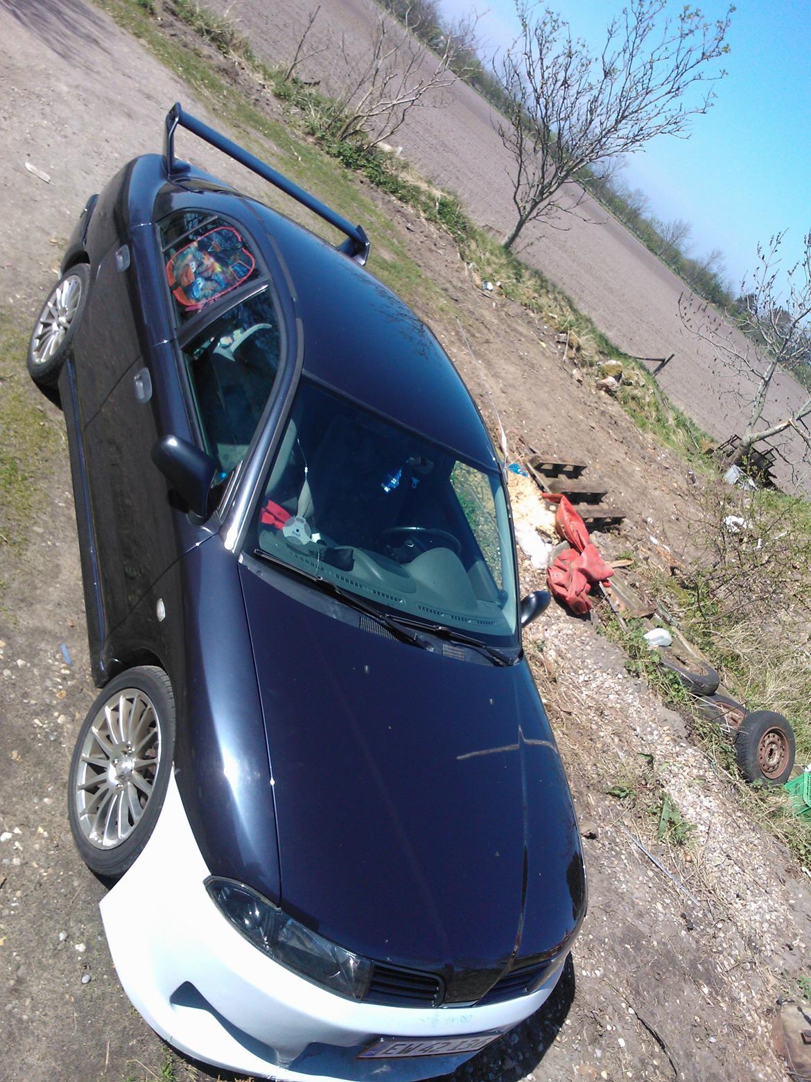 Mitsubishi Carisma 1.8 GLXi Model96/2000 billede 6