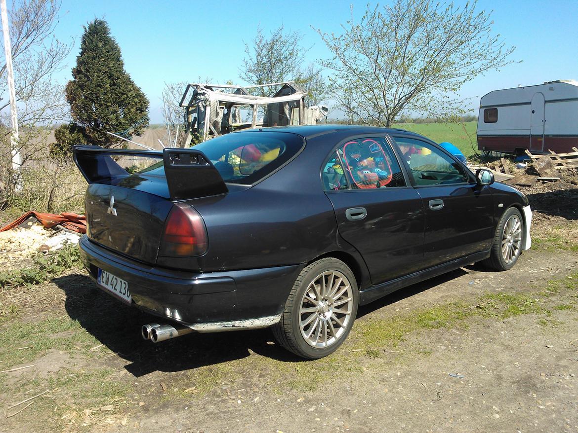 Mitsubishi Carisma 1.8 GLXi Model96/2000 billede 10