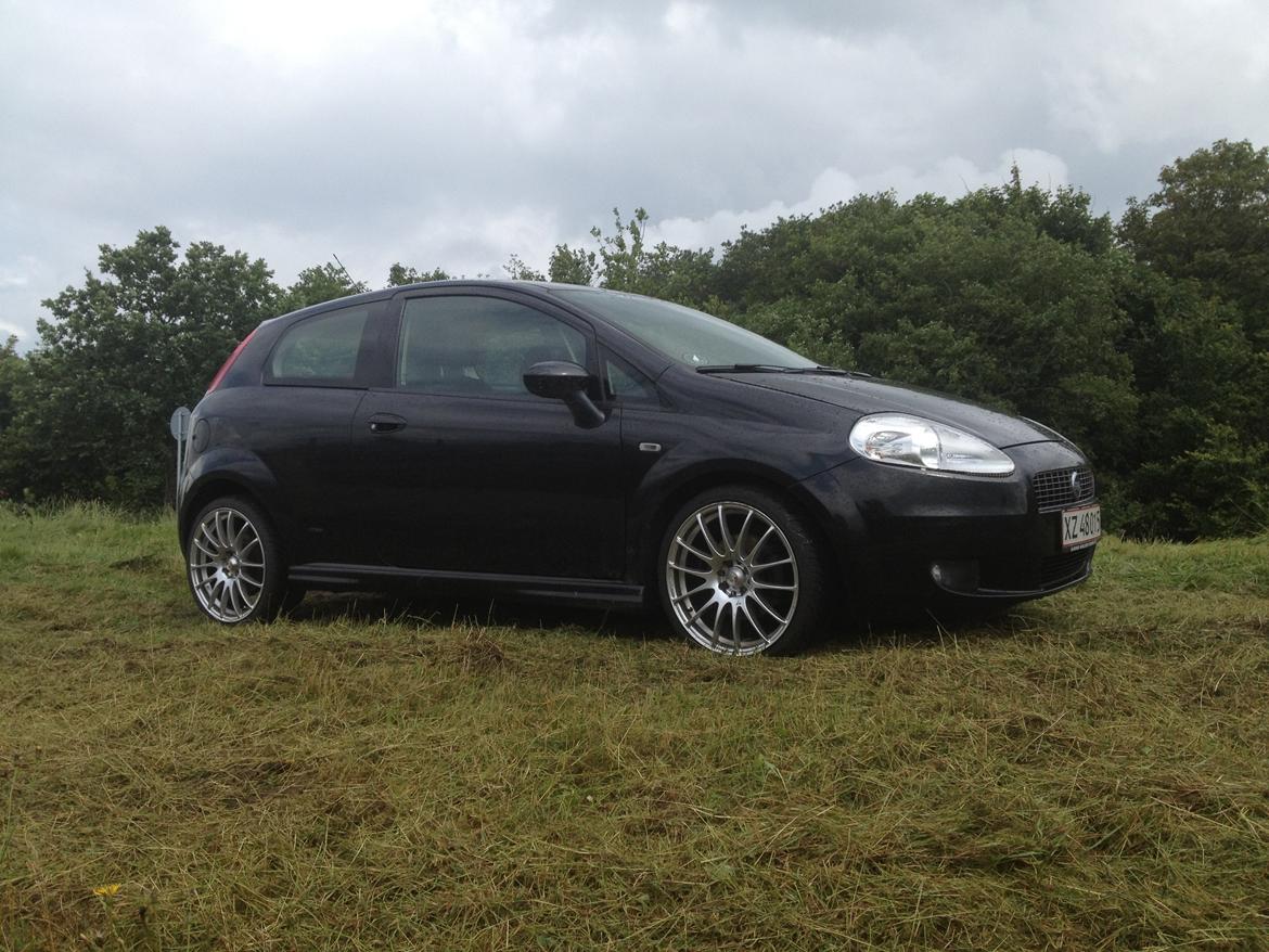 Fiat grande punto MJT 130 sport "solgt" billede 1