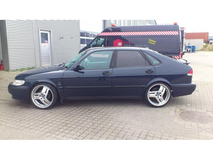 {{currentPhoto.altText}} billede {{currentPhoto.number}}