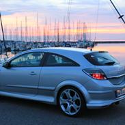 Opel Astra H GTC
