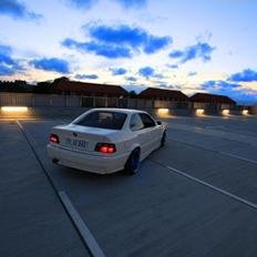 BMW e36 320/325i coupé STANCE !!
