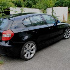 BMW 120d E87
