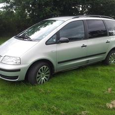 VW Sharan