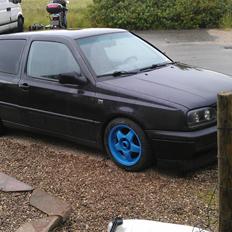 VW golf 1,8 (solgt)