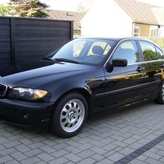 BMW 320i E46
