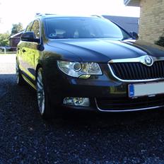 Skoda SuperB TSI Elegance