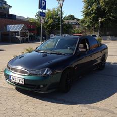 Ford Mondeo II notchback (BFP)