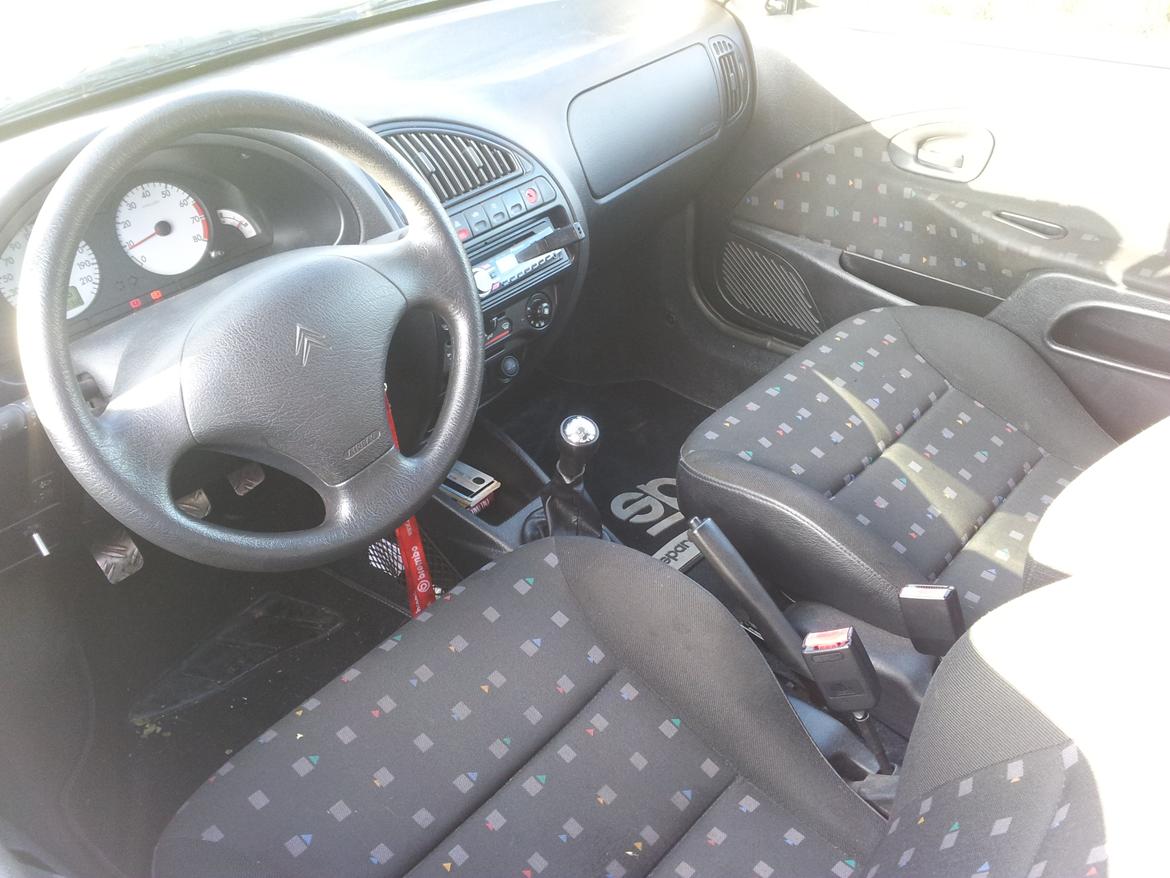 Citroën Saxo 1.6 8v Sport Innovation billede 10