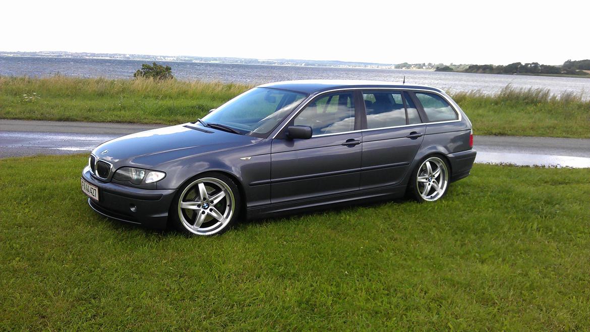 BMW E46 330D Touring billede 2