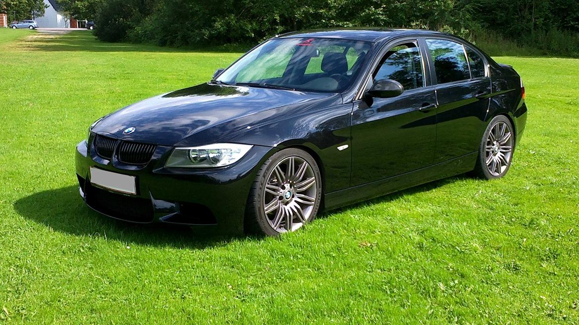 BMW E90 N46 billede 1