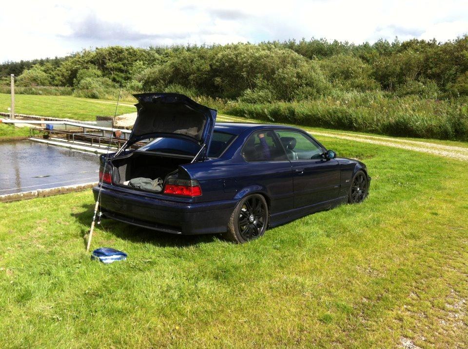 BMW 325i Coupé M-Tech billede 4