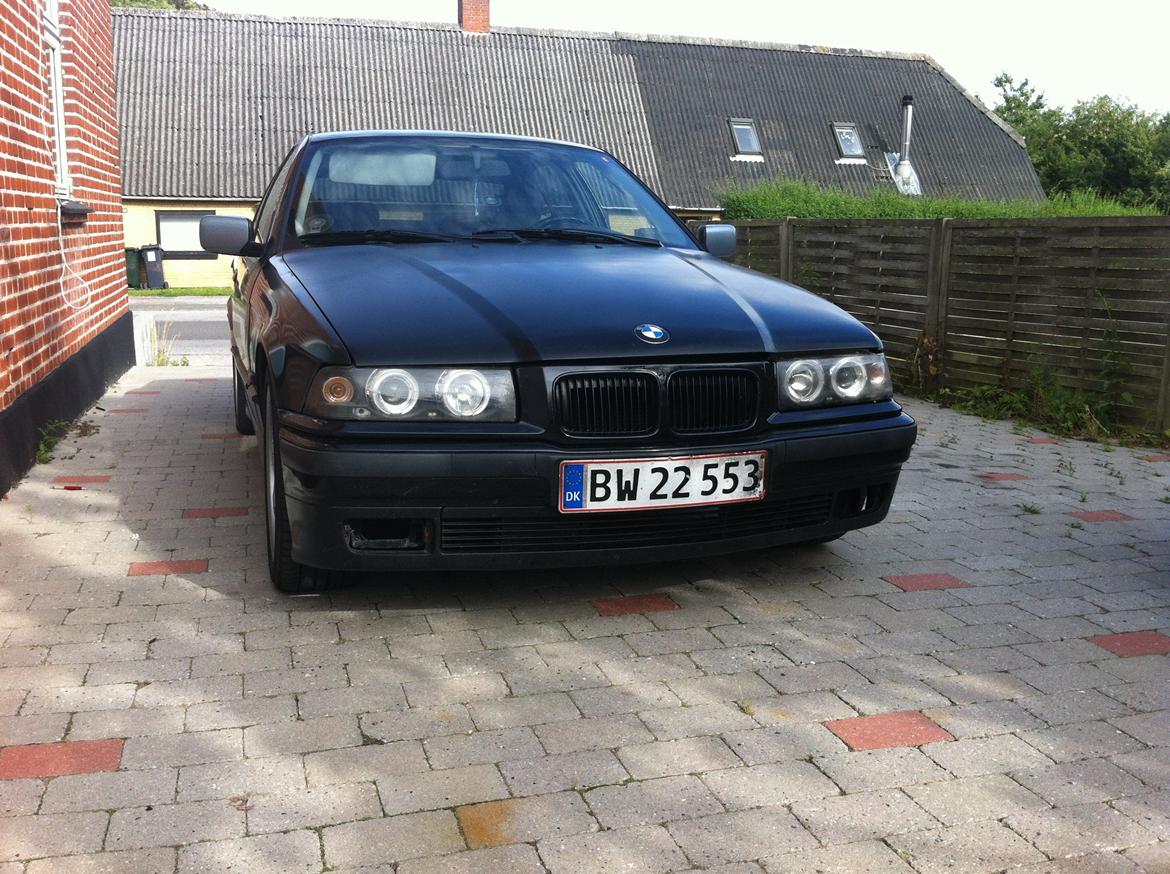 BMW E36 billede 1