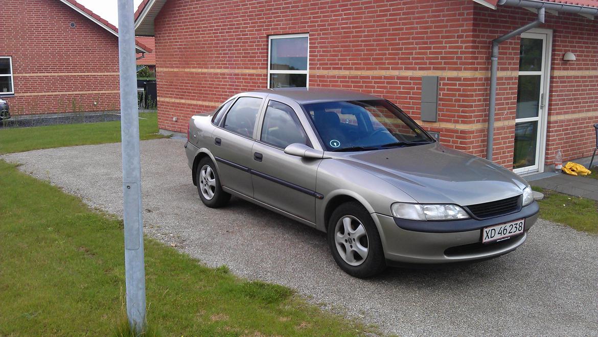 Opel Vectra B billede 2
