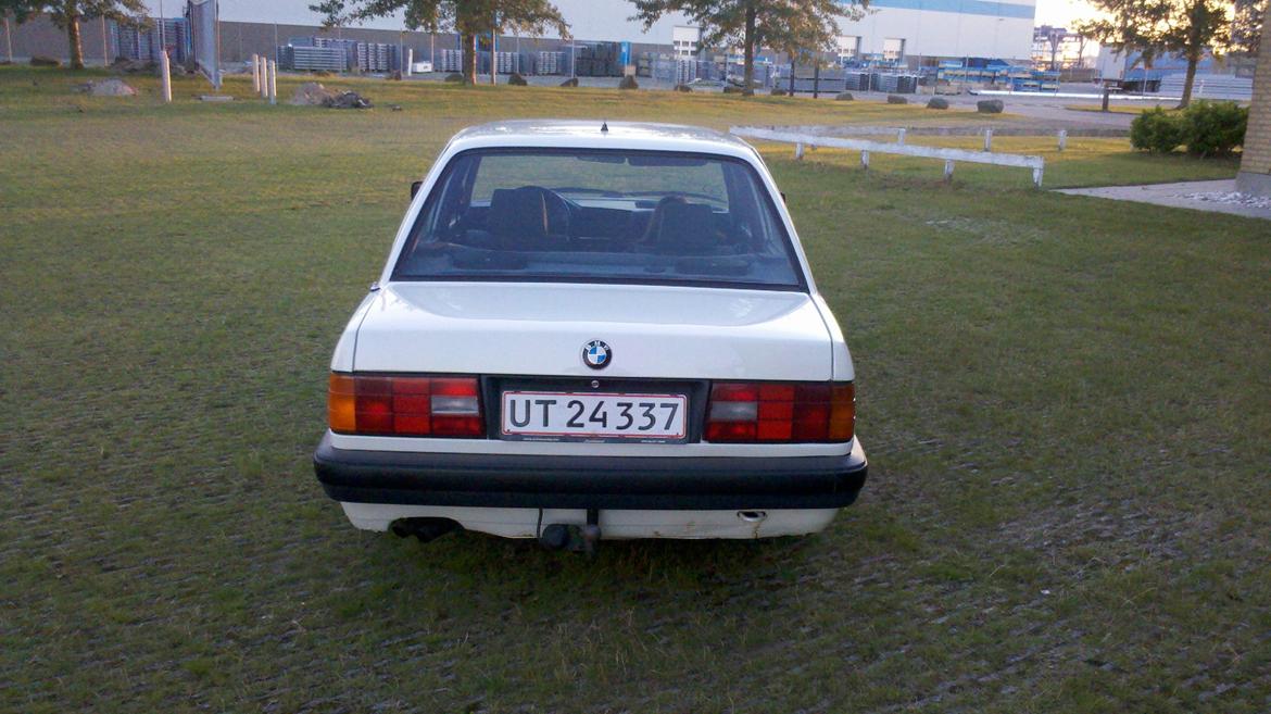 BMW E30 320I <byttet til saxo> billede 7
