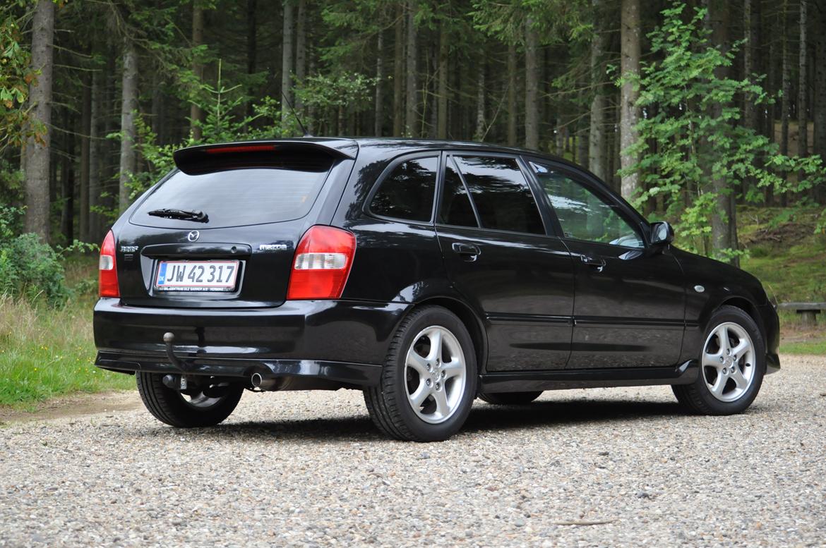 Mazda 323F BJ billede 3