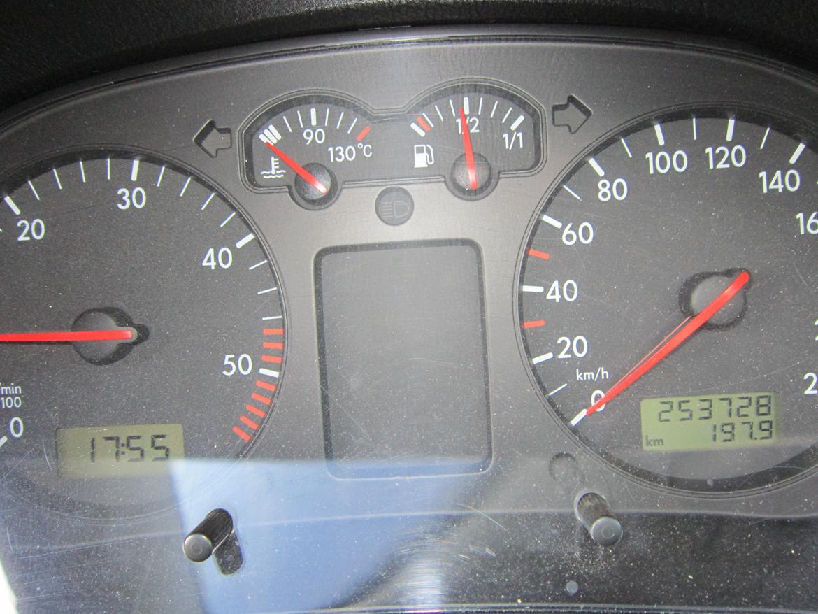 VW Golf 4 TDI 130 Highline (Tidl./før) billede 14