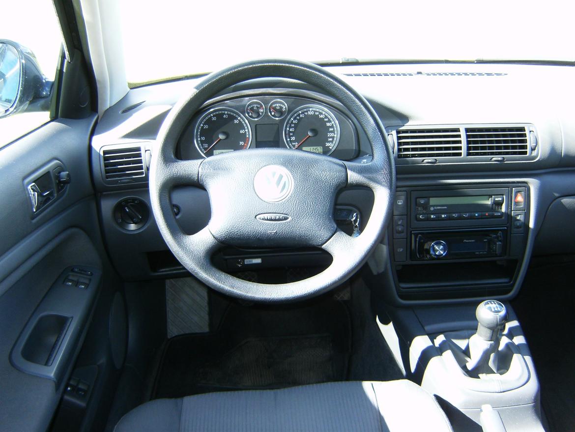 VW Passat Variant 3bg 1,8T Solgt billede 15