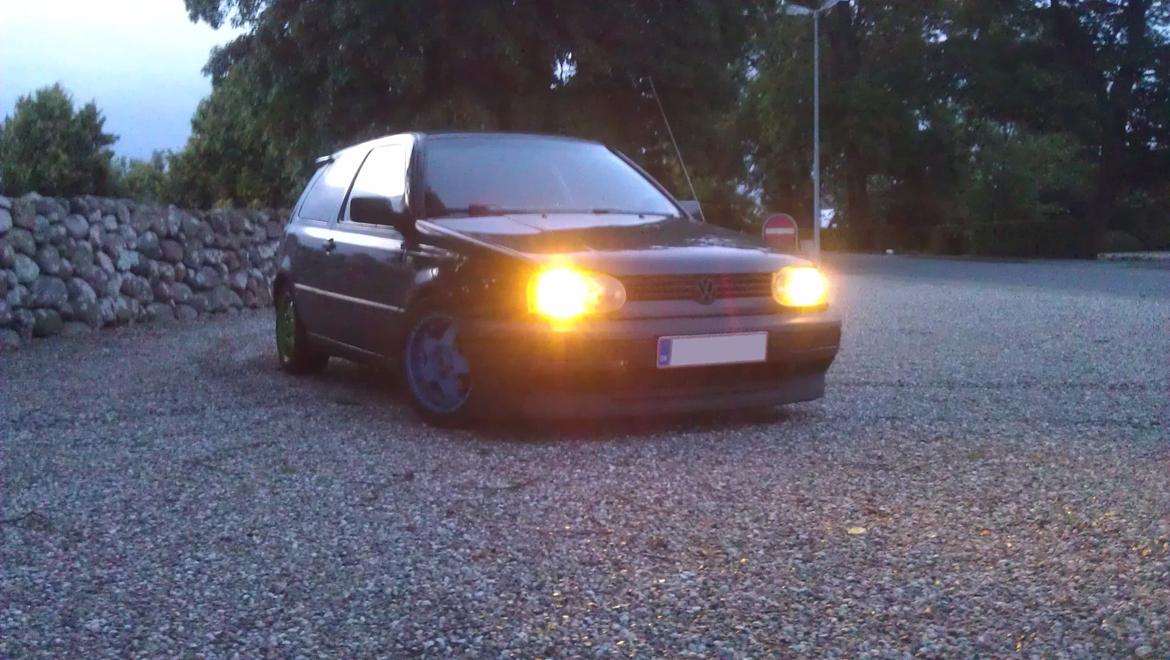 VW golf 1,8 (solgt) billede 9